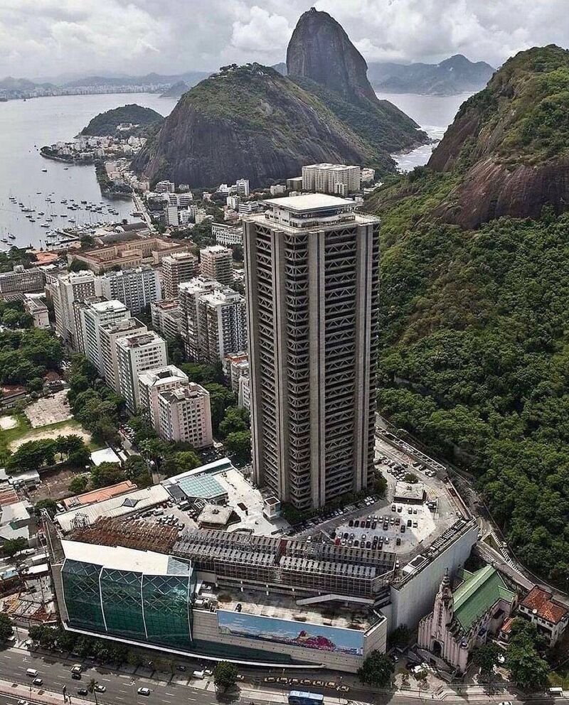 Rio Sul Tower, where I've worked for months as an intern at the client Aracruz Celu...